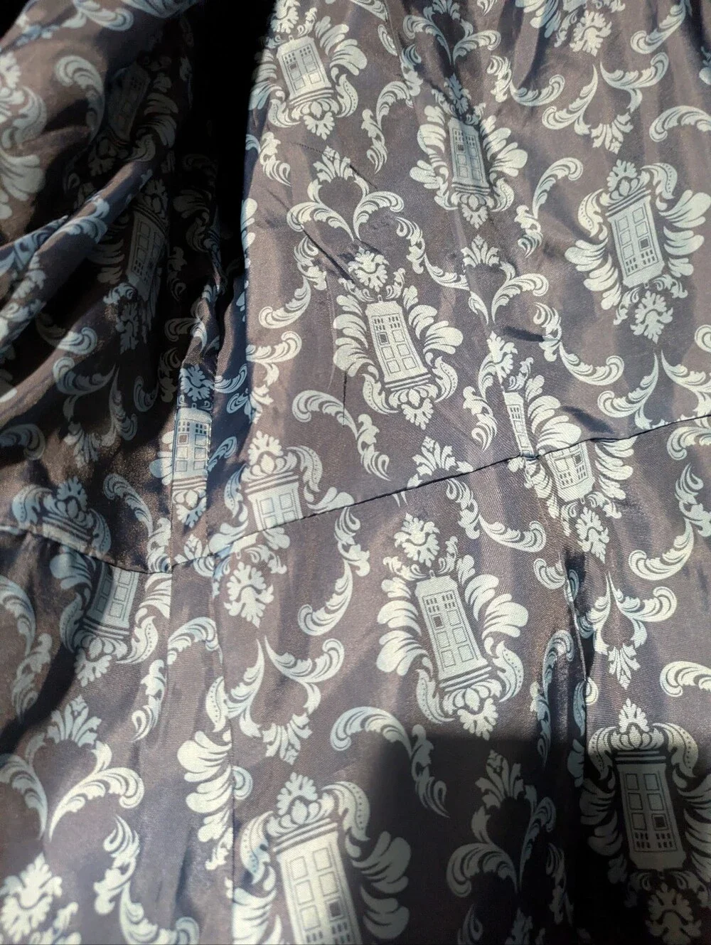 Dr. Who Corduroy trench coat - Picture 3 of 6